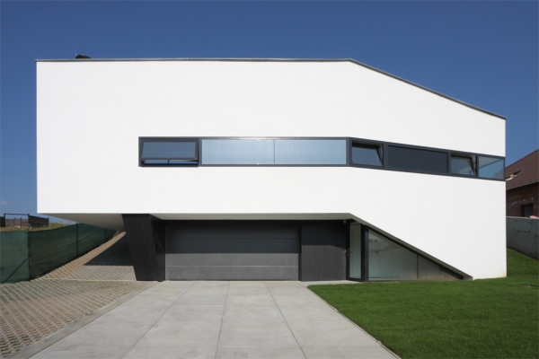 Дом «Dom Zlomu» от Paulíny Hovorka Architekti