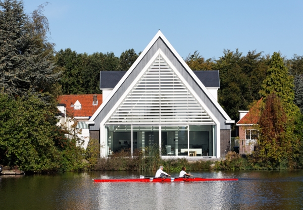 Дом в церкви от Ruud Visser Architects