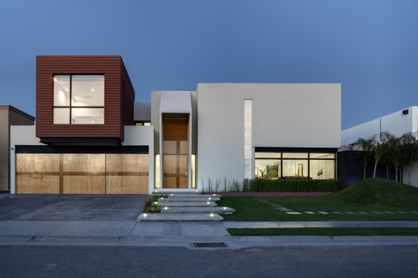 Cubo House от Arquitectura en Movimiento