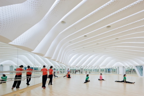 Оперный театр Гуанчжоу от Zaha Hadid Architects