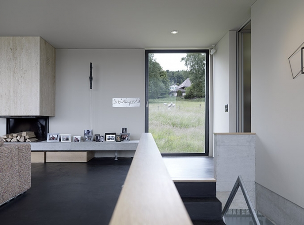 Минималистский бетон - дом Szelpal от Felber Architects