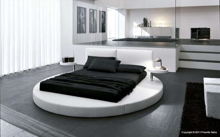 Современная кровать в современной спальне