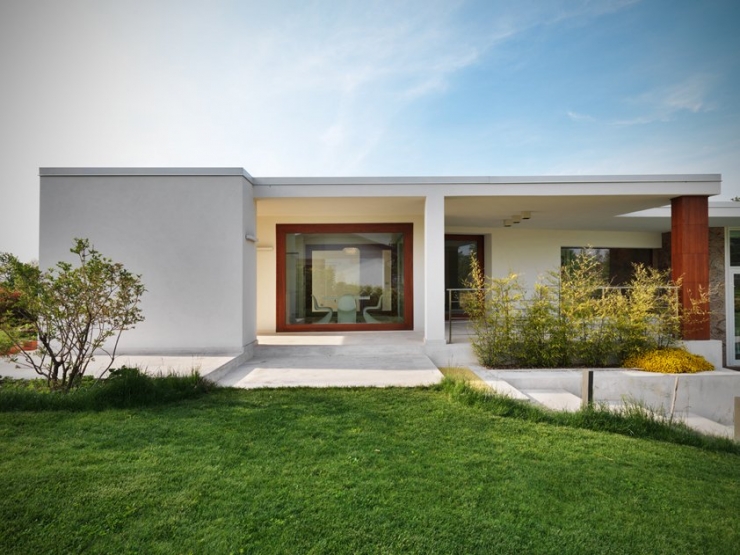 Небольшой дом в Италии от Damilano Studio Architects